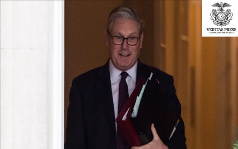 “Hands Off Greenland”: UK Backs Denmark Amid Trump’s Renewed Annexation Threats.