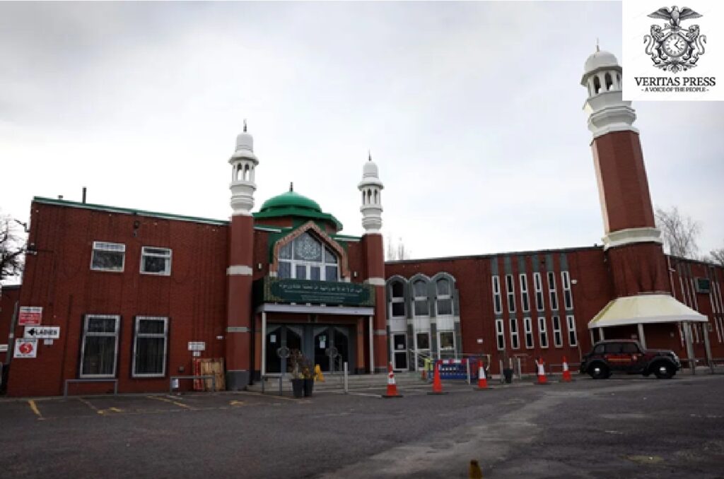 UK: Armed Men Enter Manchester Central Mosque During Ramadan Prayers, A Moment That Exposed A Deeper Crisis In Britain.