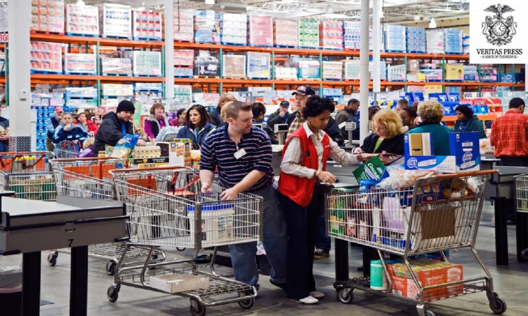 US: Borrowing To Eat, Bombing Abroad – The Violence Of America’s Economic Priorities.