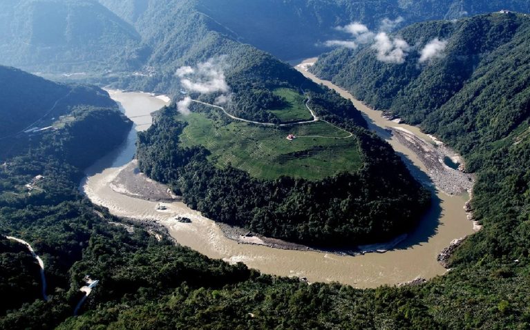 China’s 60,000-MW Tibetan Mega-Dam Faces A New Test: Rising Flood Risk, Seismic Uncertainty And A Crisis Of Trust Across The Brahmaputra